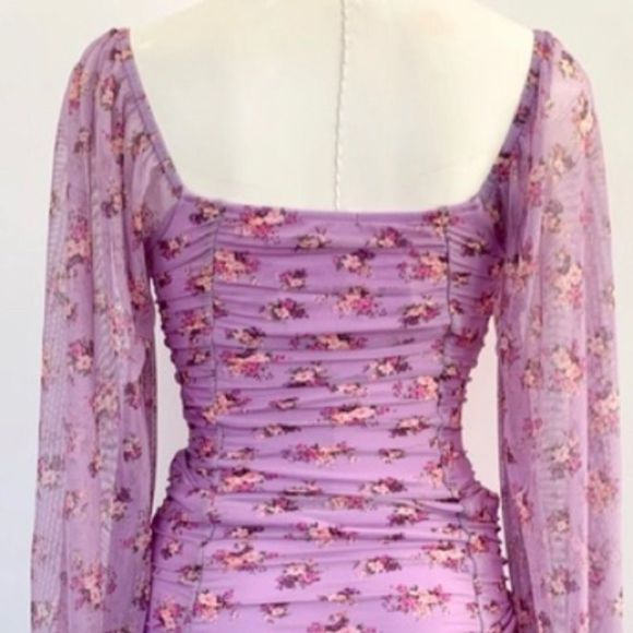 🆕VICI WILLIAM B Lavender Floral Ruched Long Sleeve - Picture 9 of 13